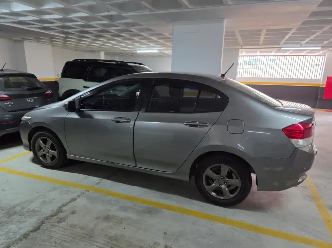 Honda City Sedan LX 1.5 Flex 16V 4P Aut. 2012