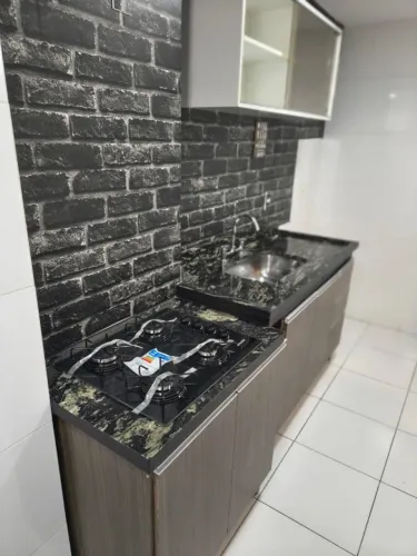 Apto novo mobiliado no centro