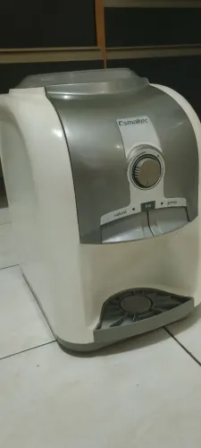 Gela água para garrafão 20L.