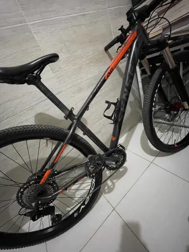 Bicicleta MTB
