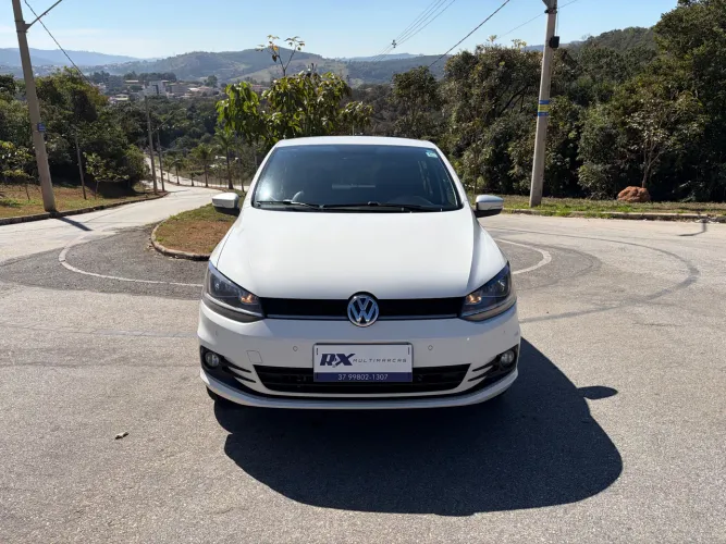 Volkswagen Fox Rock IN RIO 1.6 MI Total Flex 8V 5P 2016