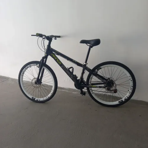 Vendo bike Vicking Truff30 aro 26