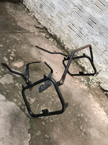 VENDO PROTETOR DE CARENAGEM TRASEIRO XRE 300