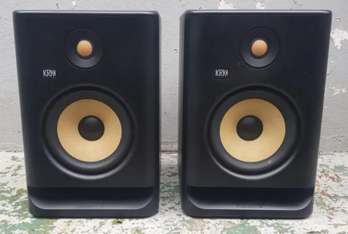 monitor de áudio krk rokit 7 g4