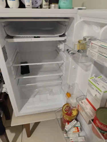 Frigobar Eletrolux foi comprado em 10/02/2026 início do uso foi no mês de abril