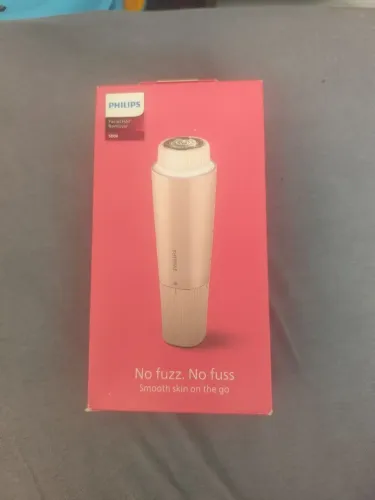Aparador de Pelos Faciais Philips BRR454/00 Serie 5000 com Espelho e Luz de LED Integrados