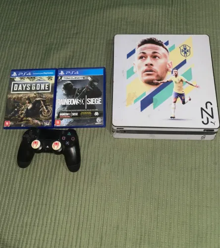 Vende-se PS4 Slim 1TB