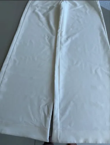 Macacão Off White - Dimy - Tamanho P
