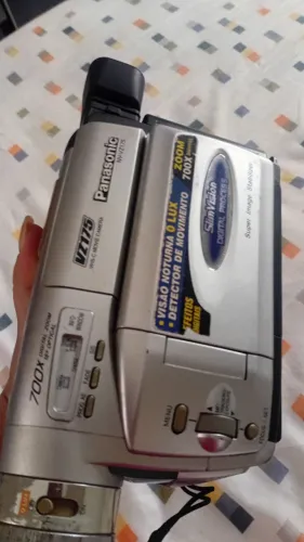 Filmadora para quem tiver interesse em concertar 