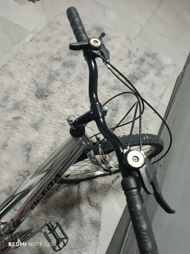 Vendo bicicleta aro 24.