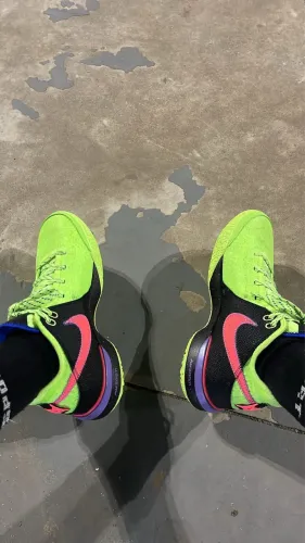 TENIS LEBRON NXXT GEN