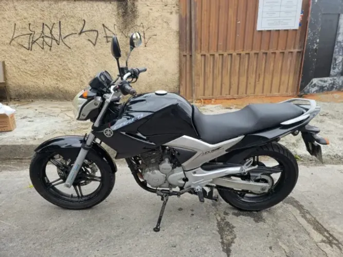 Fazer 250