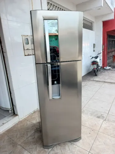 Geladeira Electrolux duplex Frost Free inox (com entrega)