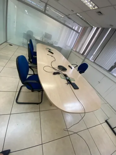 Mesa de reunião para escritório