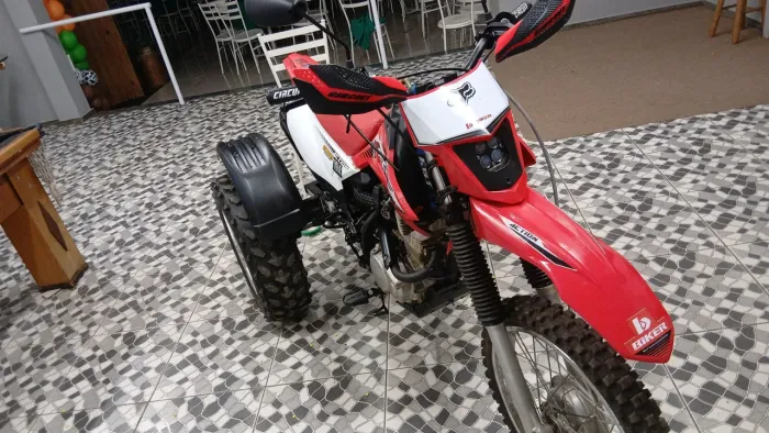 Triciclo off-road Bros 150cc honda