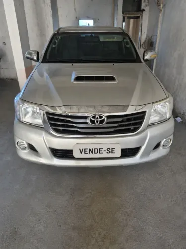 Toyota Hilux CD D4-d 4X4 3.0 TDI Dies. Mec. 2014