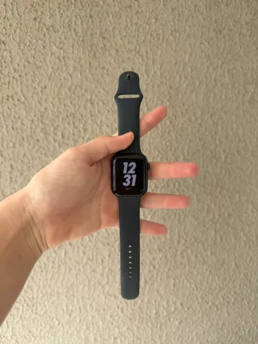 Apple Watch SE 2 44mm, GPS+CELULAR, 2 meses de uso, garantia Apple 