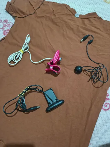 Vende-se 3 Webcam