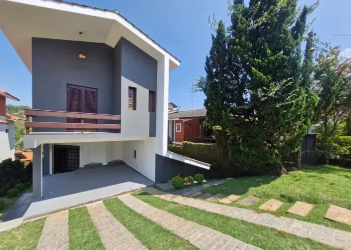 Casa Alto Padrão - VENDA R$ 1.500.000,00 em San Diego Park, Totalmente reformada! Cotia/SP