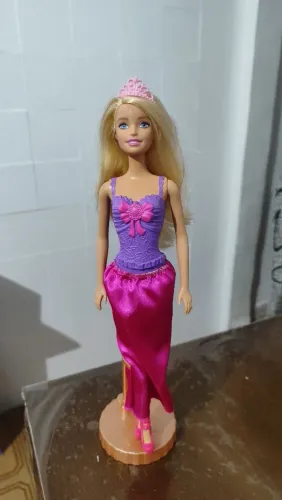 Boneca Barbie Mattel Fantasia Princesa.