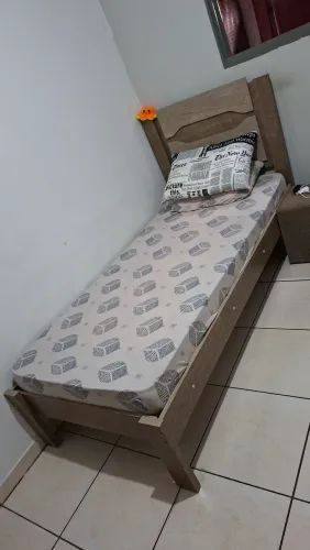 Cama de solteiro