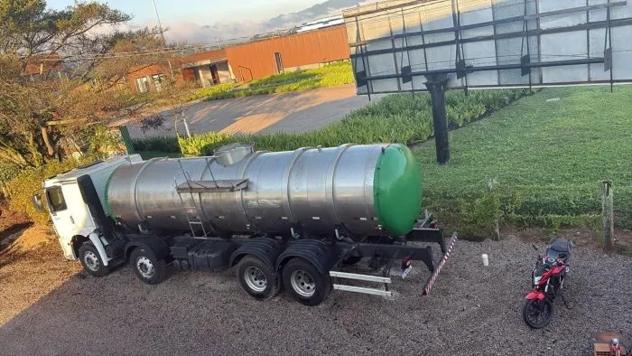 Tanque inox chapa 4,75 vácuo ou água