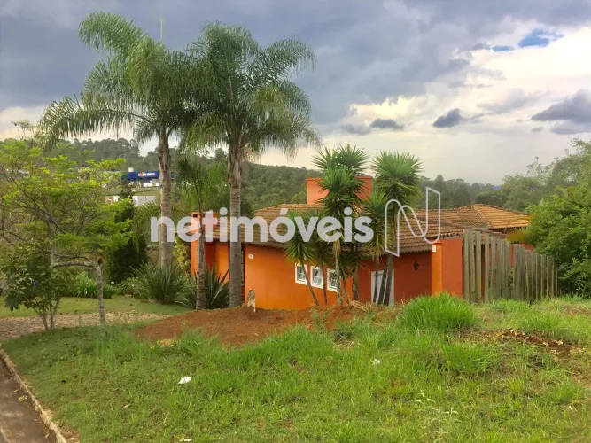 Casa estilo Toscana no Alphaville Lagoa dos Ingleses, com armarios e pintura nova