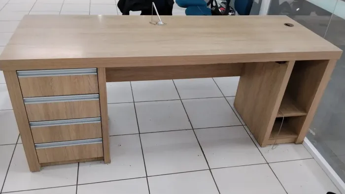 Mesa de escritório executiva 2,00x0,70m - Excelente estado