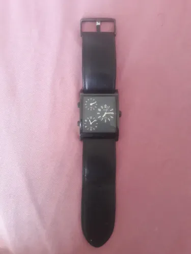 Relógio de pulso Guess