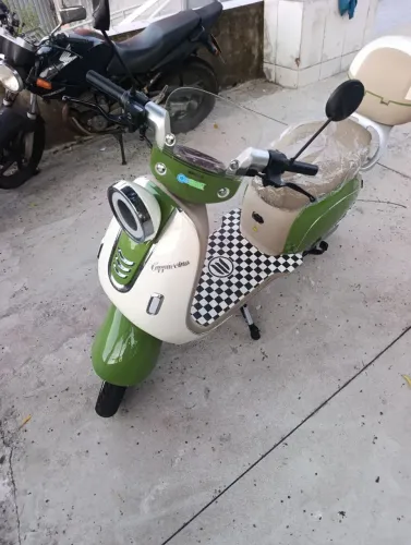 Scooter Eletrica Capuccino ( Não precisa CNH)