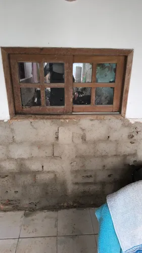 Janela de  correr de madeira 