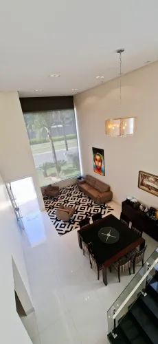 Sobrado a venda no Jardins Lisboa em Goiânia, 04 suites, piscina e churrasqueira