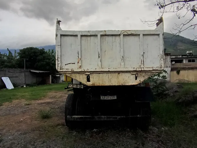 Caminhão 13.13