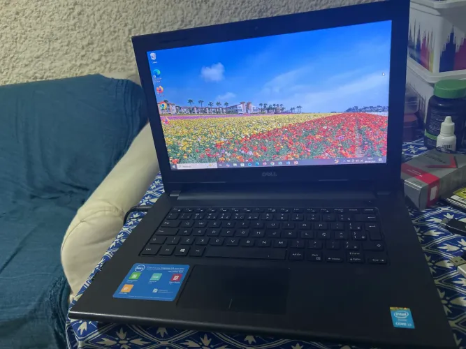Notebook Dell inspiron 14 série 3000