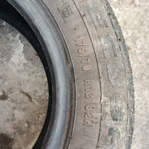Pneu 13 