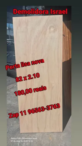 Folha de porta lisa nova