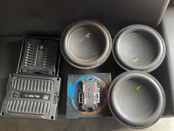 Pego troca 3 Grave Zetta 700 + Módulo Banda 3000 + Módulo Banda 4000 + Processador Áudio