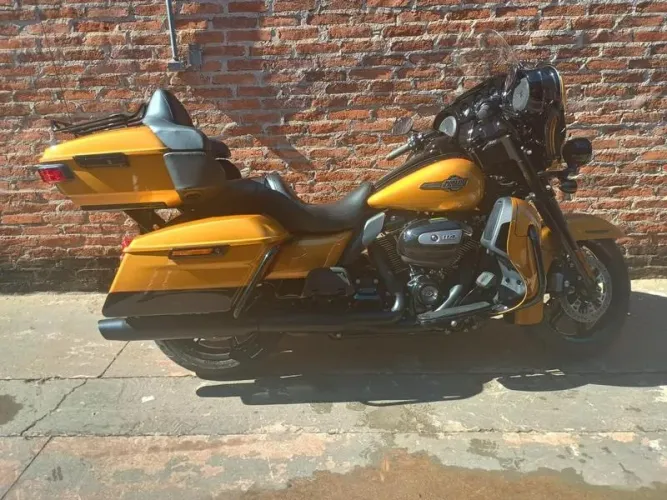 HARLEY-DAVIDSON ULTRA LIMITED FLHTK 2023