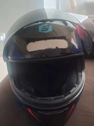 Capacete