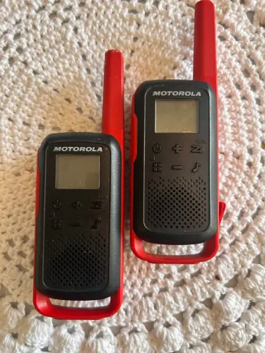 Kit 2 Rádios Comunicadores Motorola Talkabout T210