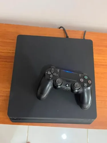 PS4 Slim 1 Terabyte