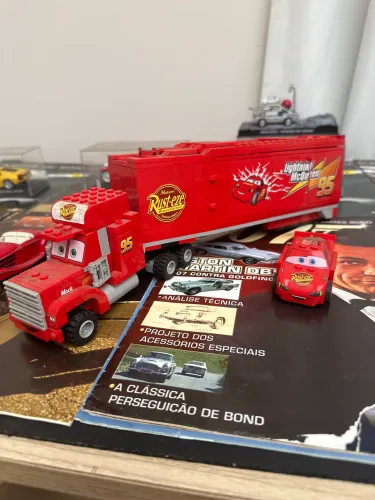 Lego mcqueen