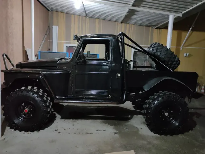 Ford F-75 4X4 2.3 1979