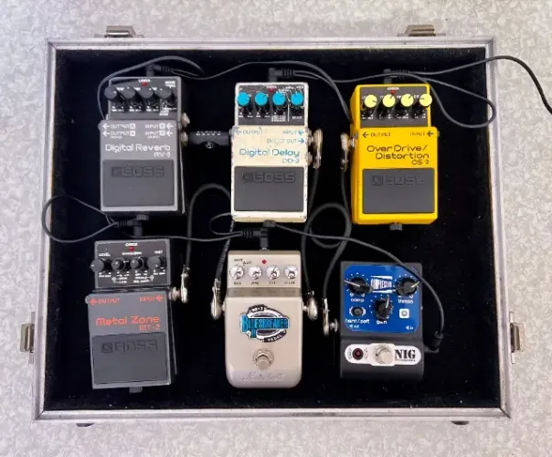 Pedalboard completo - Pedais Boss, NIG, Marshall e Dunlop