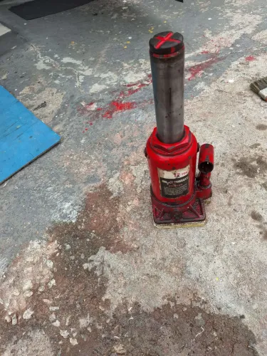 Macaco hidraulico 12 tonelada 300 reais