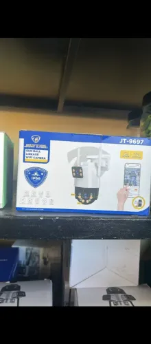 Câmera WiFi instalada!