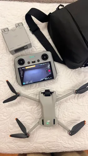 Drone Dji mini 3 com tela