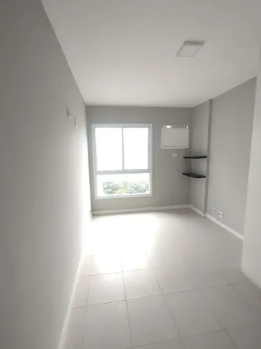 Pedreiro ladrilheiro de porcelanato 