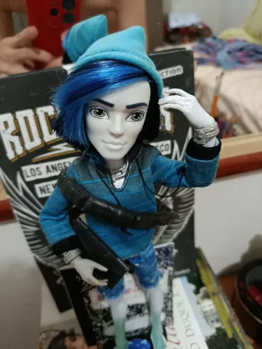 monster high invicibile básico completo