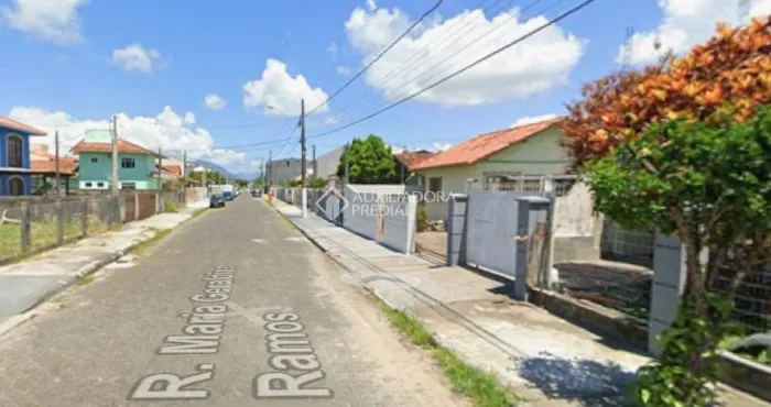 Seu Novo Endereço em Florianópolis Começa Aqui